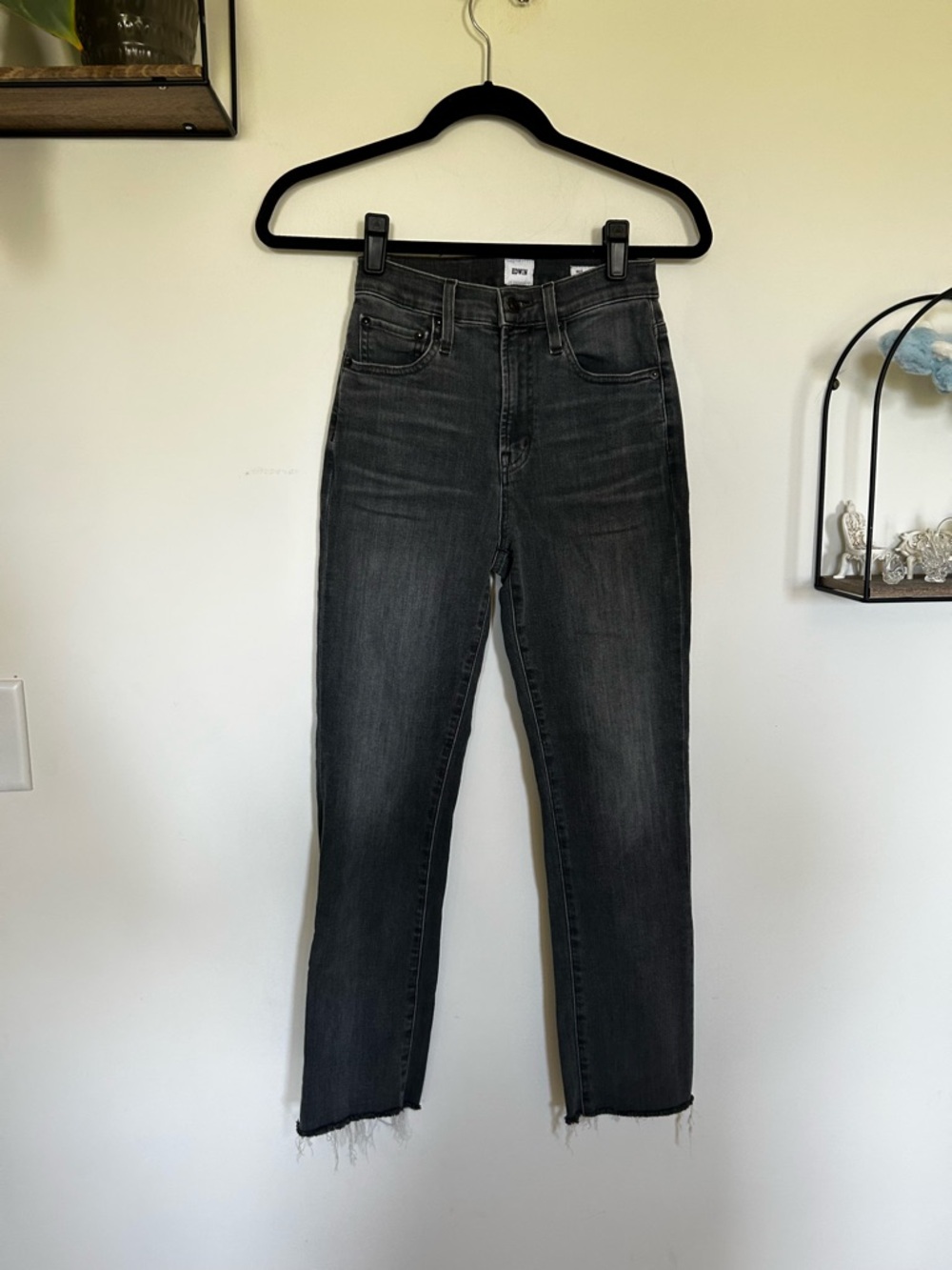 Edwin Bree Slim Straight Black Denim Raw Hem Jeans Size‎ 25